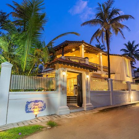 Elivaas 4 Bhk Villa Near Beach With Private Pool & Bar - Casa Boa Vida カンドリム エクステリア 写真