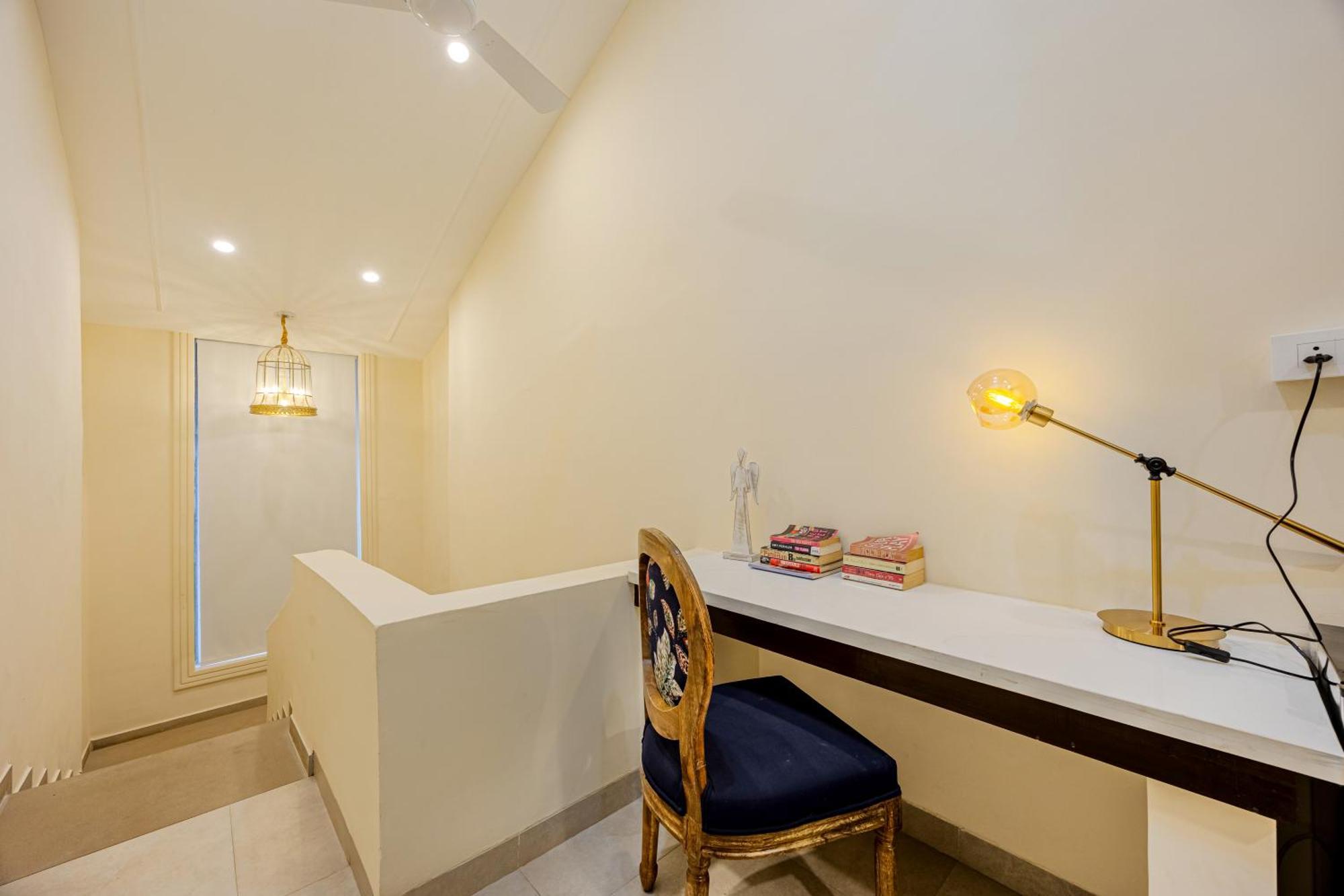 Elivaas 4 Bhk Villa Near Beach With Private Pool & Bar - Casa Boa Vida カンドリム エクステリア 写真